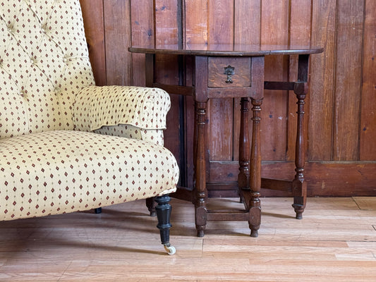 Antique Oak Drop Leaf Side Table \ Small Georgian Gate Leg Table