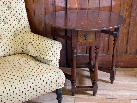 Antique Oak Drop Leaf Side Table \ Small Georgian Gate Leg Table