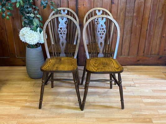 Quality Set of 4 English Oak Wheelback Dining Chairs \ Rustic Kitchen Chairs