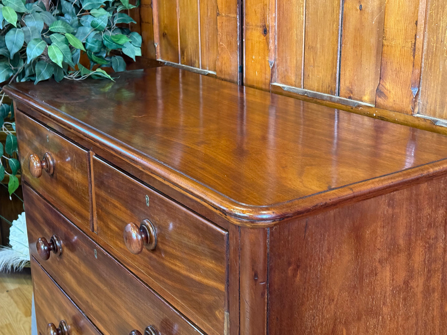 Victorian Chest Of Drawers \ Antique Mahogany Drawers \ Bedroom Storage Draws