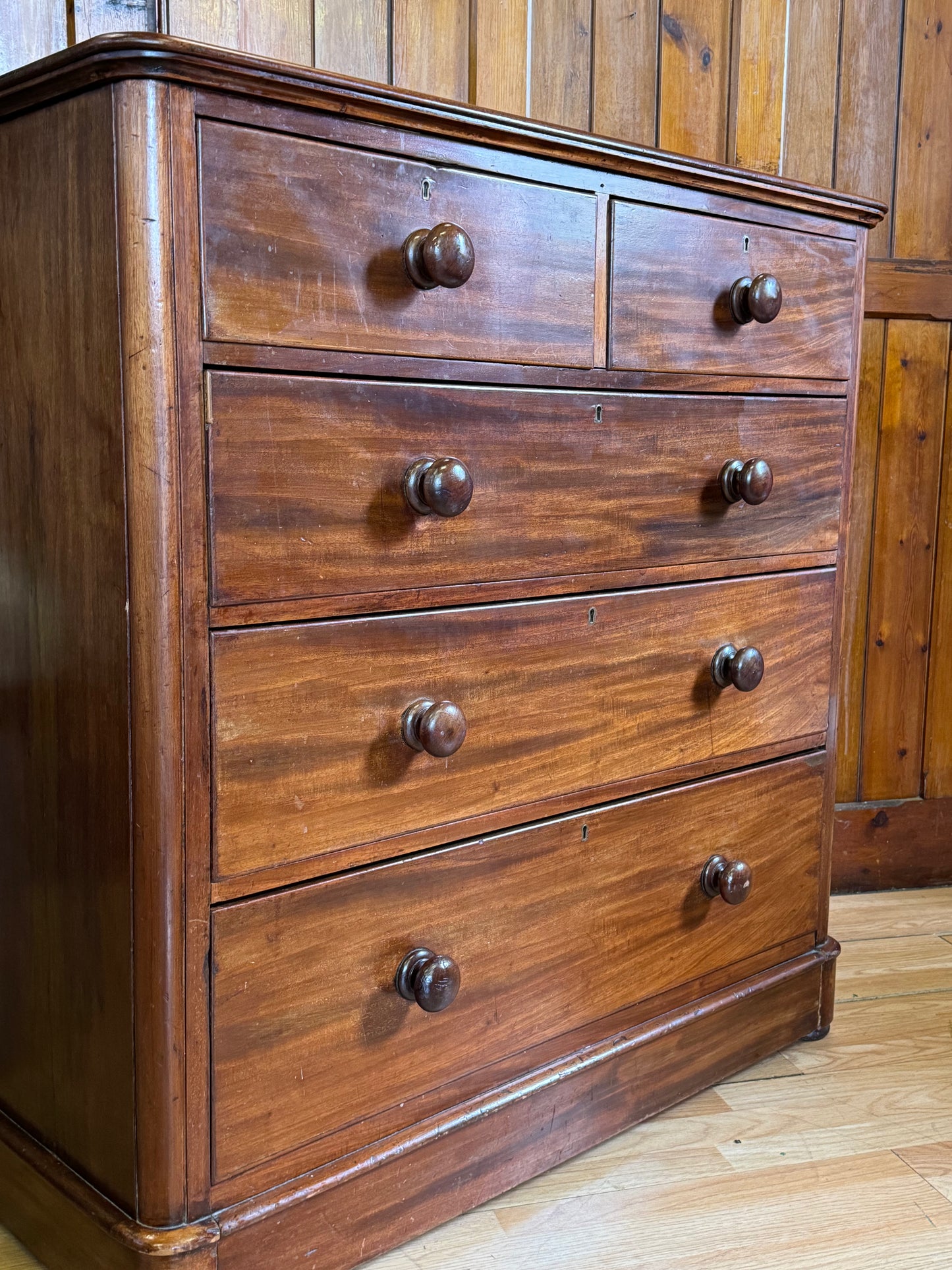 Victorian Chest Of Drawers \ Antique Mahogany Drawers \ Bedroom Storage Draws