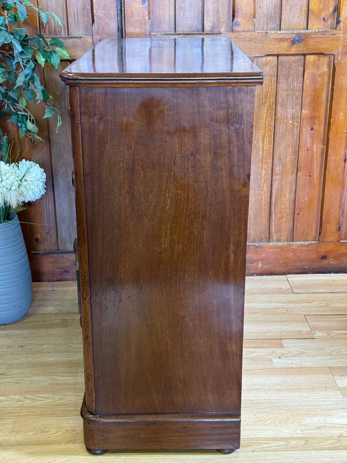 Victorian Chest Of Drawers \ Antique Mahogany Drawers \ Bedroom Storage Draws