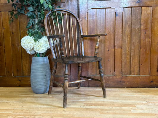 Antique 1920s Oak Windsor Armchair \ Rustic fireside Lounge Accent Chair