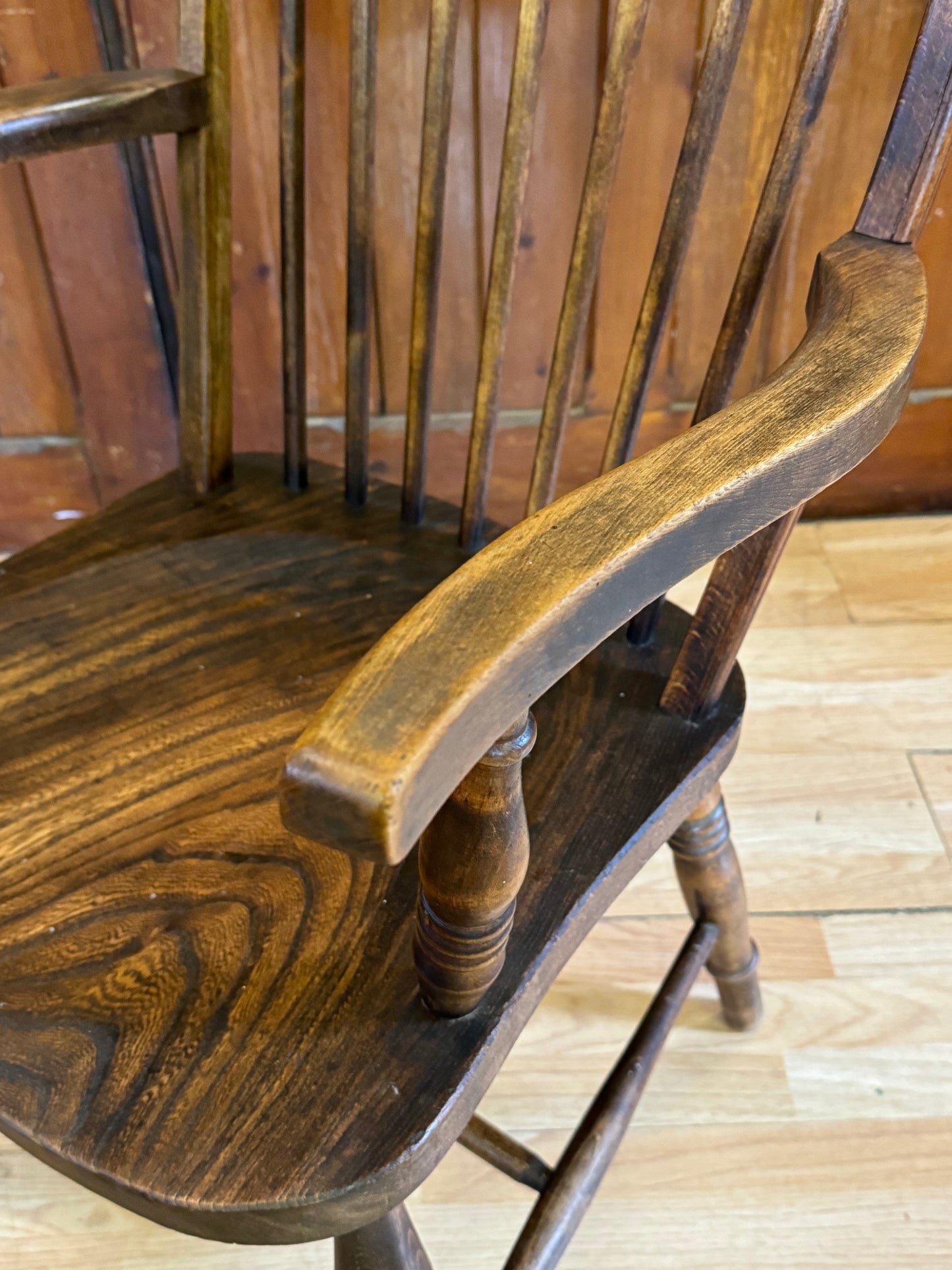 Antique 1920s Oak Windsor Armchair \ Rustic fireside Lounge Accent Chair