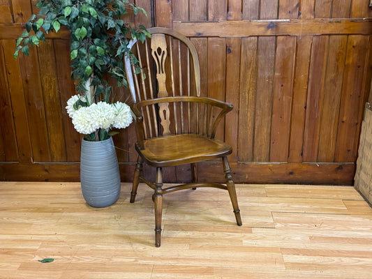 Stunning Vintage Oak Old Charm Windsor Chair \ Hoop Stick Back Fireside Armchair