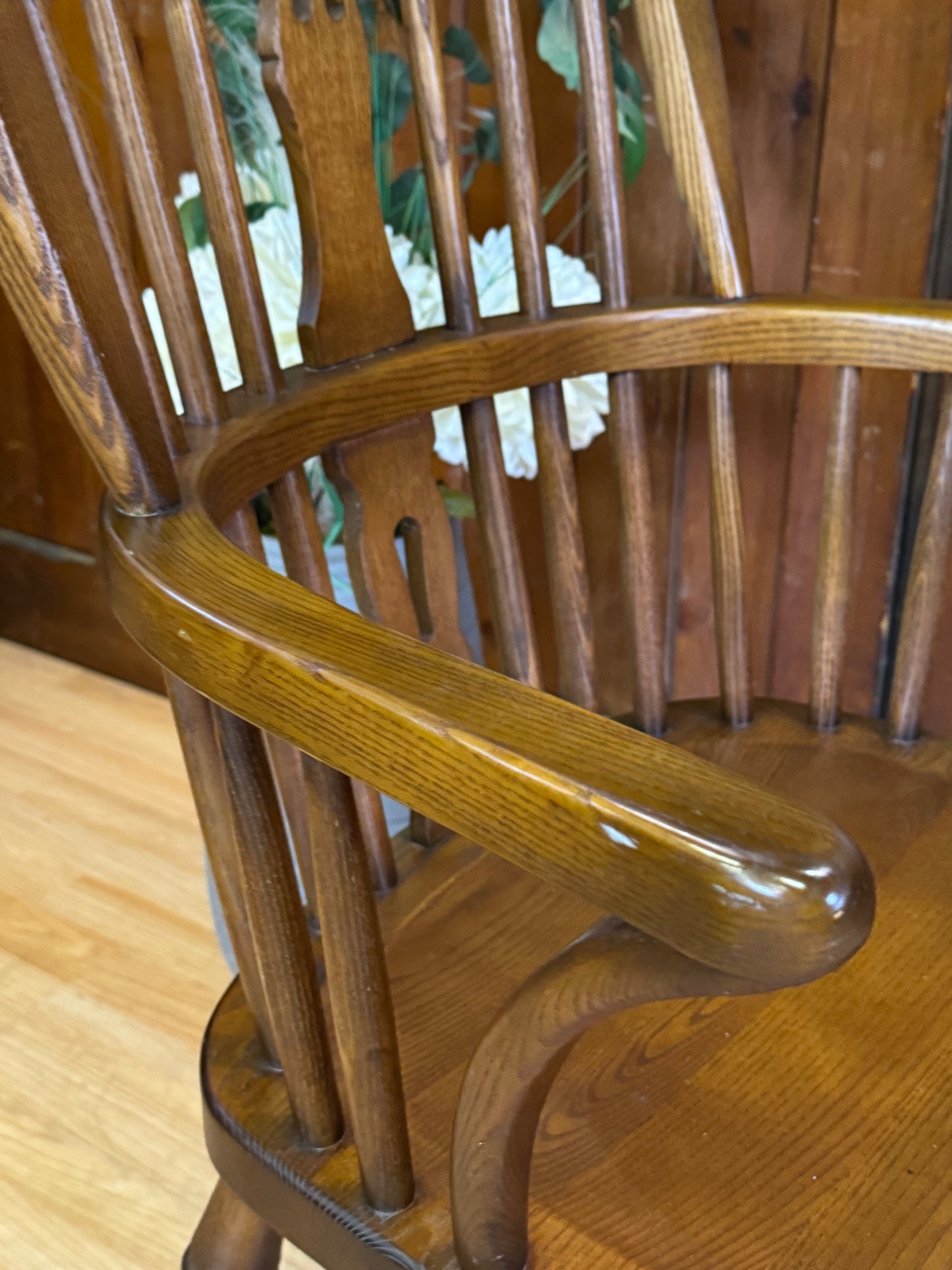 Stunning Vintage Oak Old Charm Windsor Chair \ Hoop Stick Back Fireside Armchair