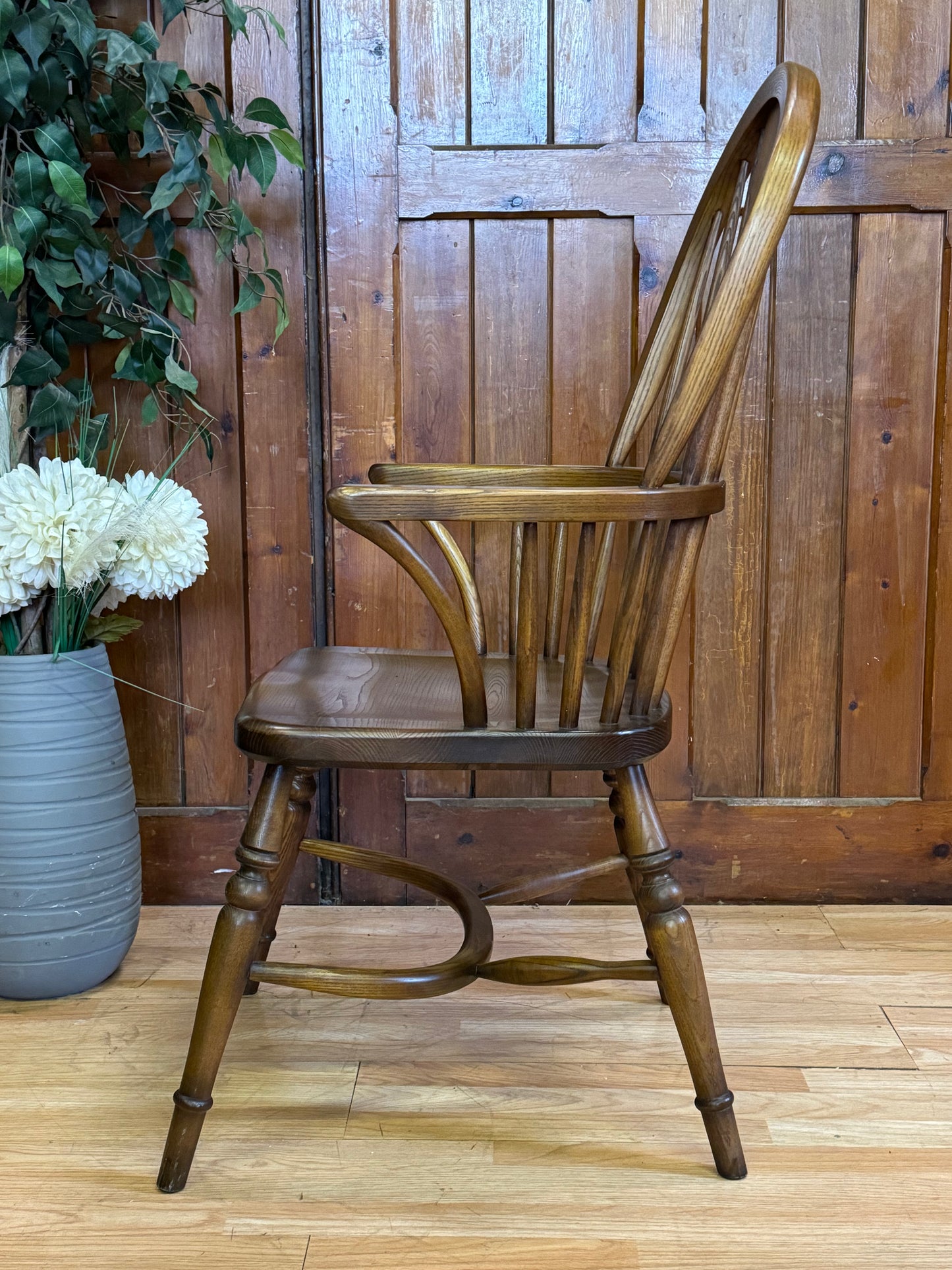 Stunning Vintage Oak Old Charm Windsor Chair \ Hoop Stick Back Fireside Armchair