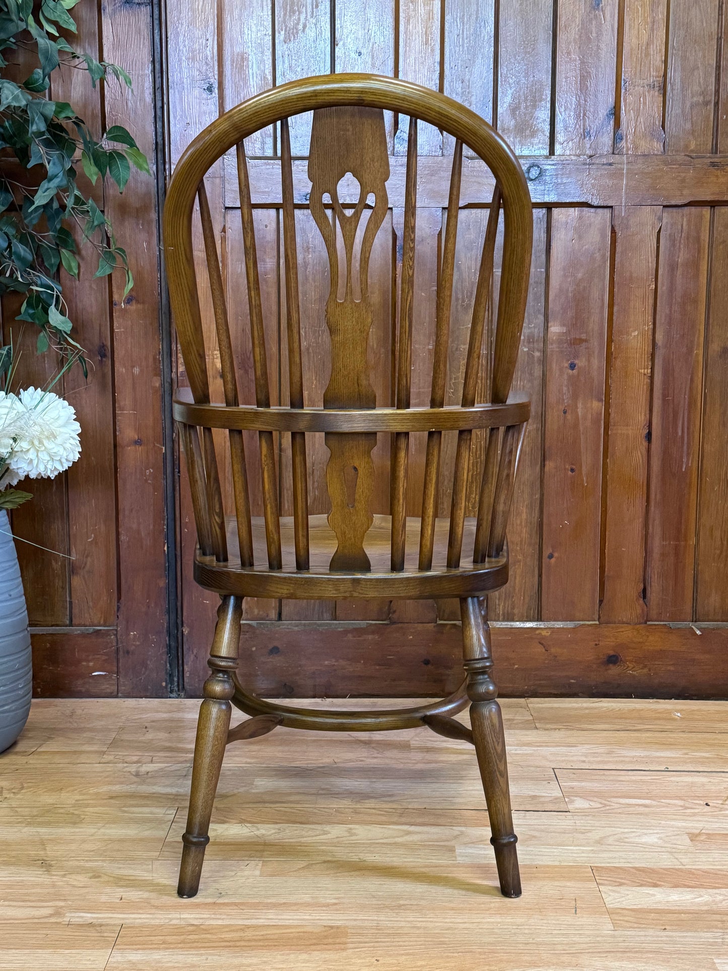 Stunning Vintage Oak Old Charm Windsor Chair \ Hoop Stick Back Fireside Armchair