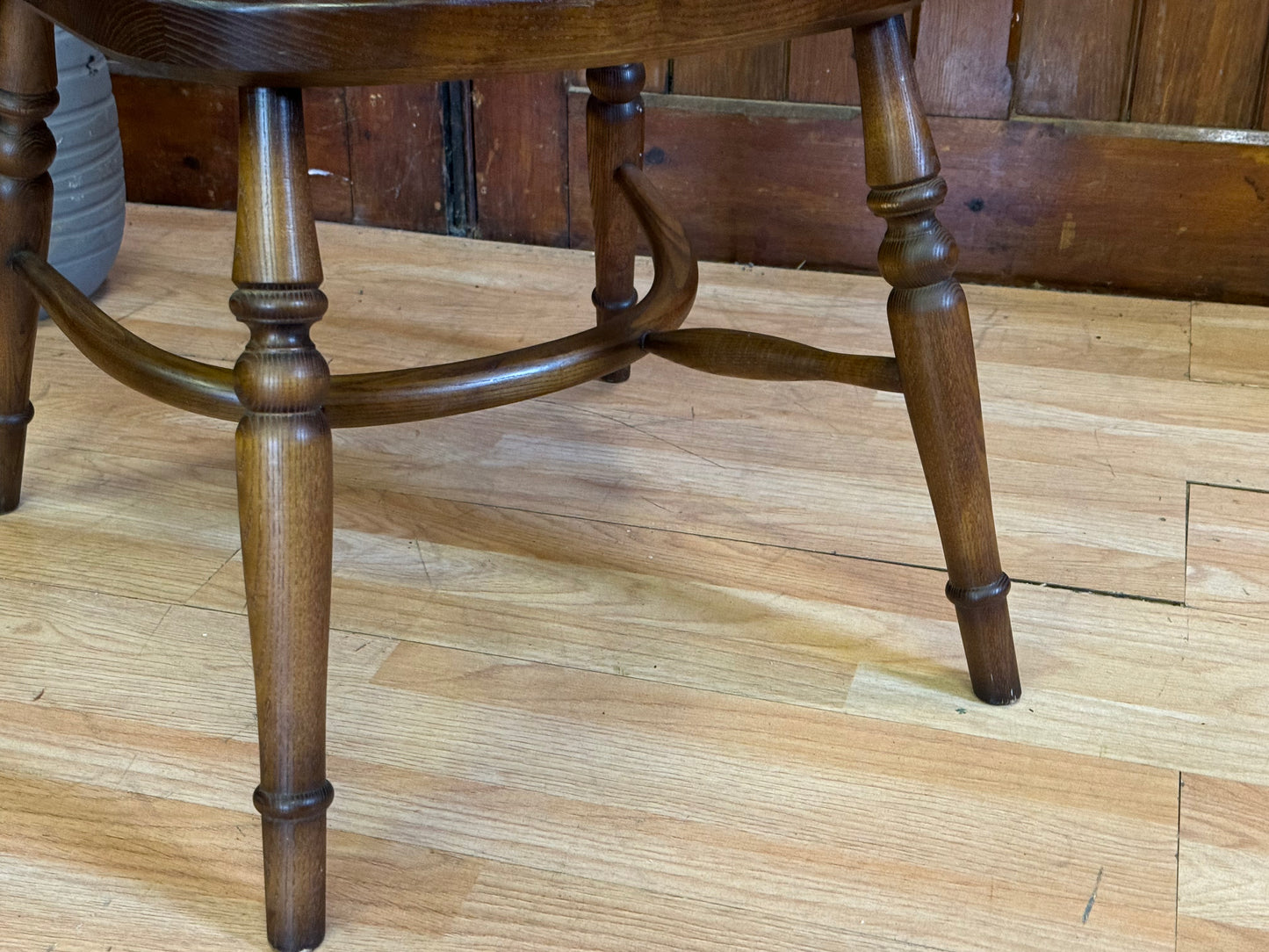 Stunning Vintage Oak Old Charm Windsor Chair \ Hoop Stick Back Fireside Armchair