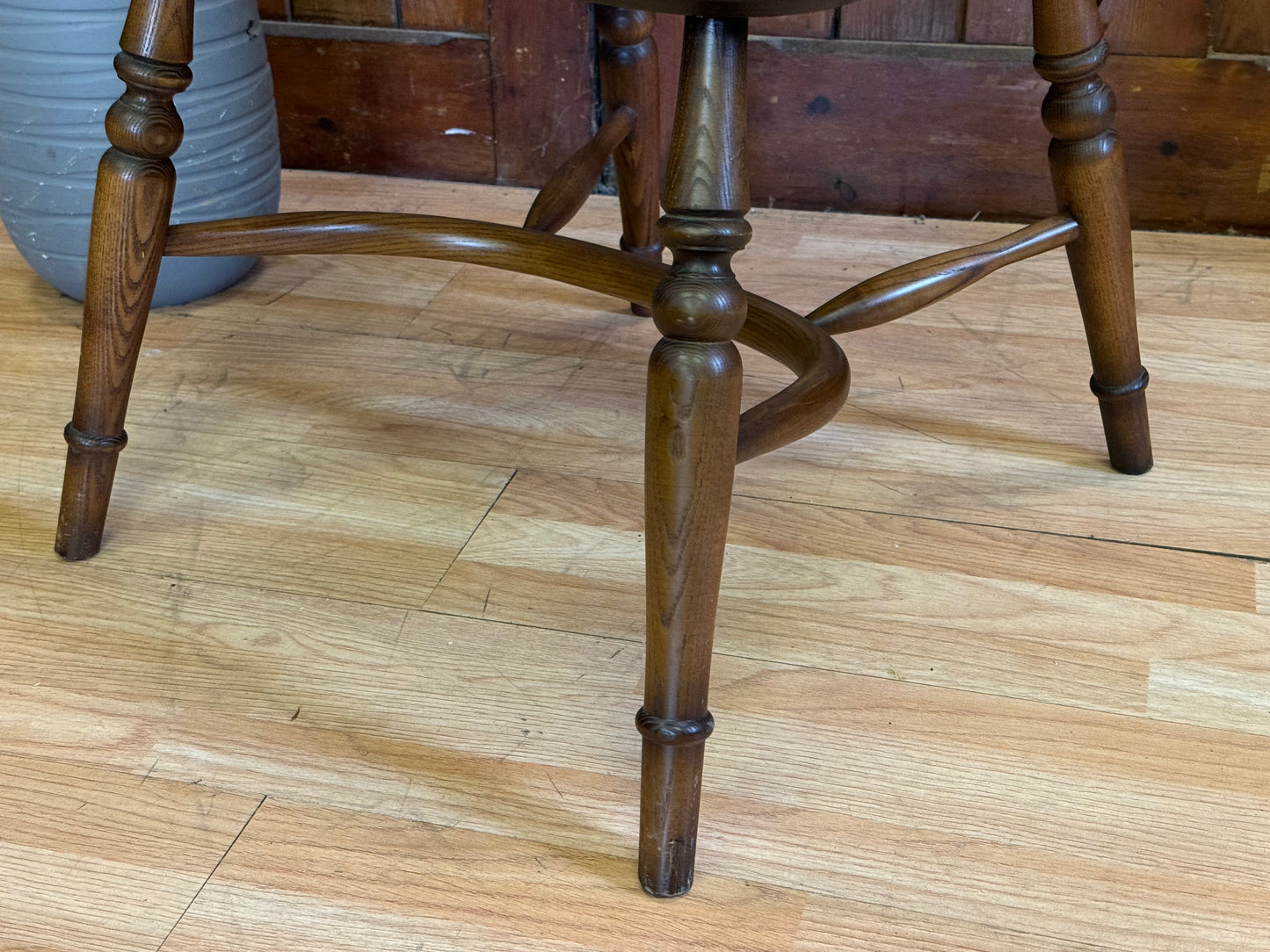 Stunning Vintage Oak Old Charm Windsor Chair \ Hoop Stick Back Fireside Armchair