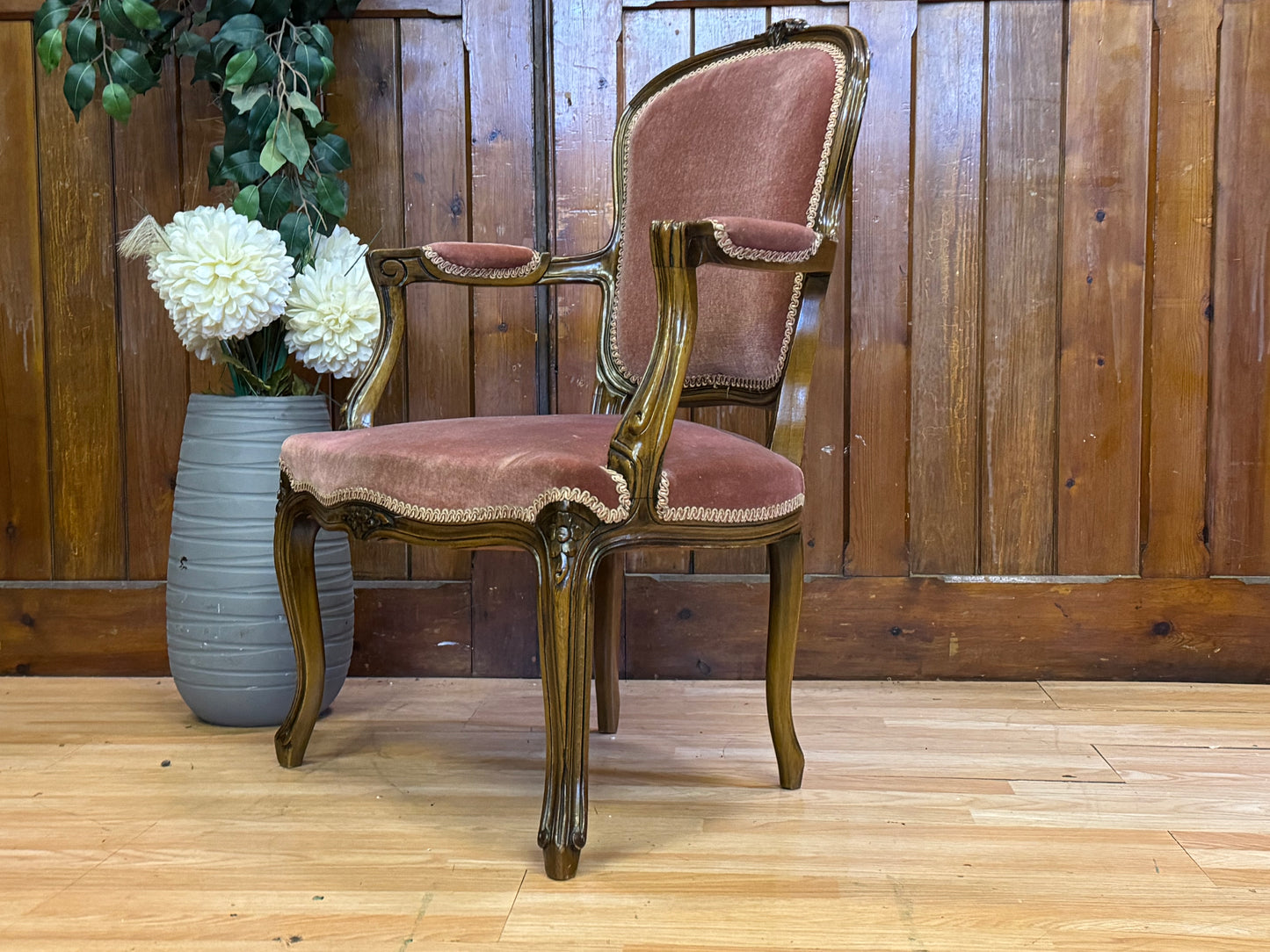 Quality Reproduction Louis XV Style Armchair \ Pink Bedroom Accent Chair