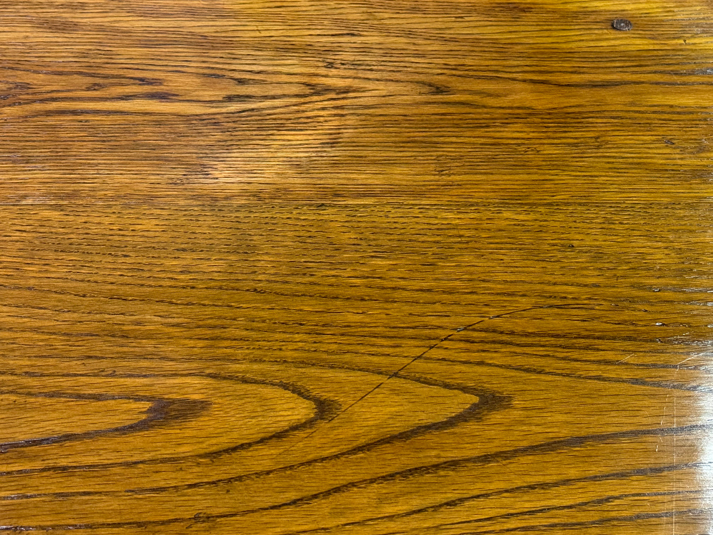 Large Quality Distressed Oak Gate Leg Drop Leaf Table By Titchmarsh and Goodwin