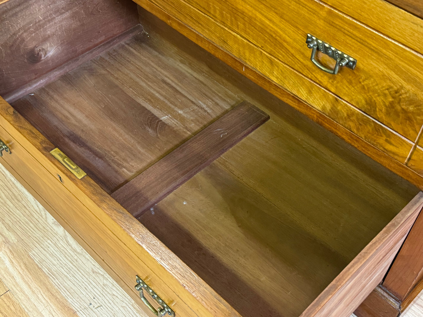 Antique Satinwood Chest of Drawers by Maple & Co \ Edwardian Dressing Table