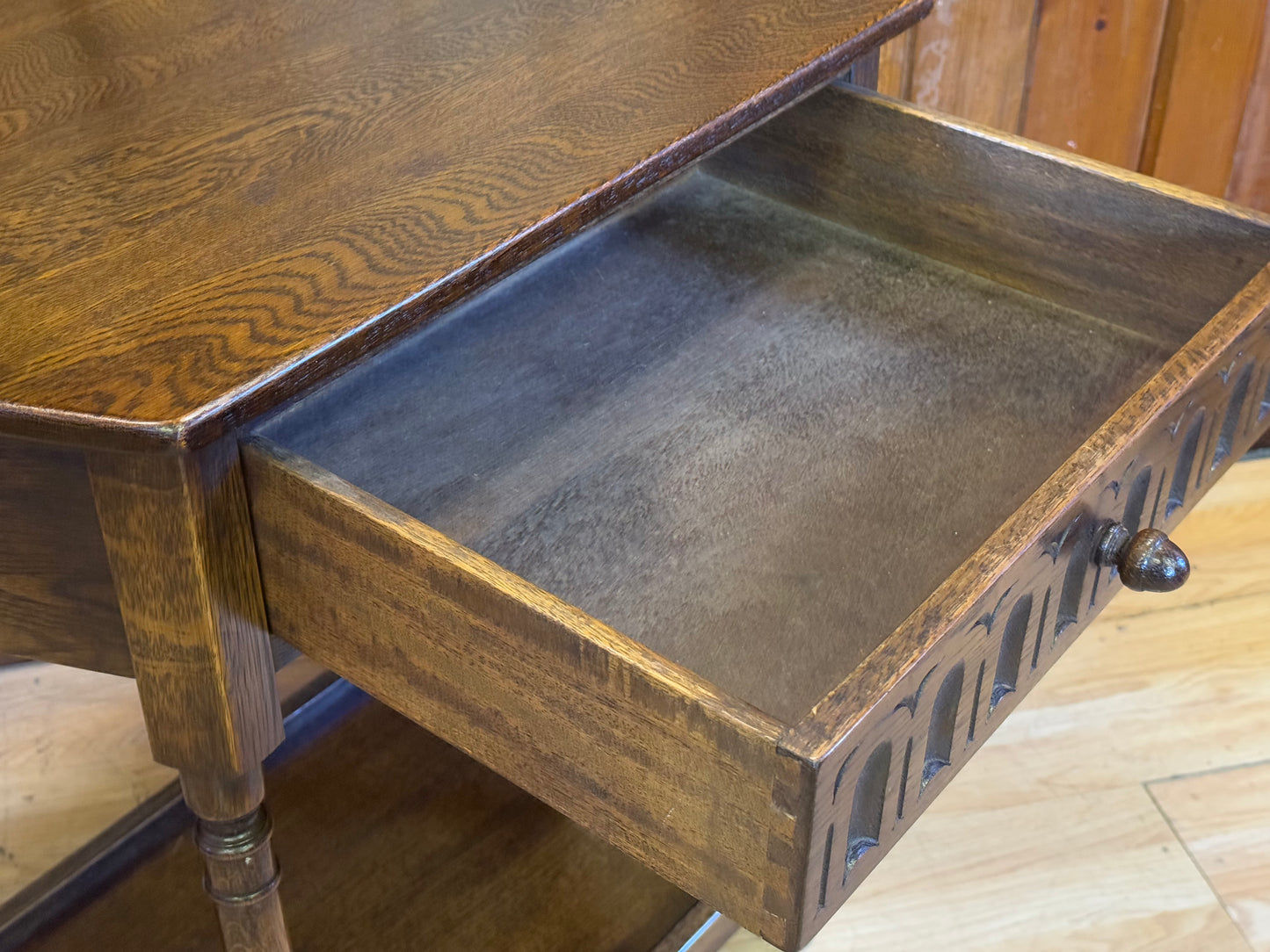 Solid Oak Canted Console Table by Jaycee \ Distressed Reproduction Lamp Table