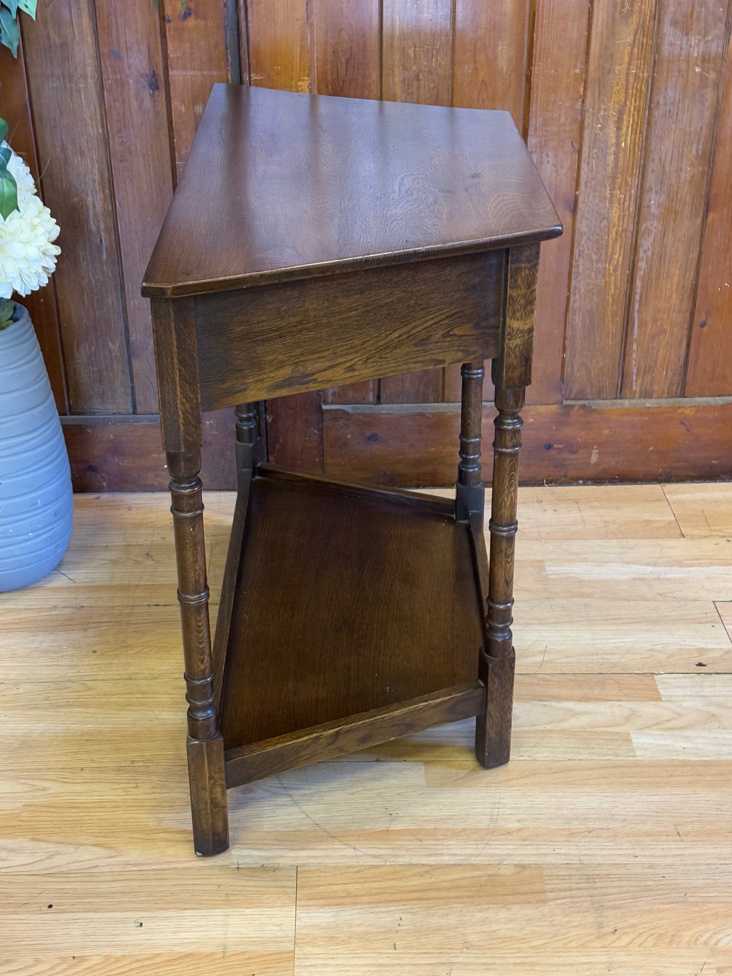 Solid Oak Canted Console Table by Jaycee \ Distressed Reproduction Lamp Table