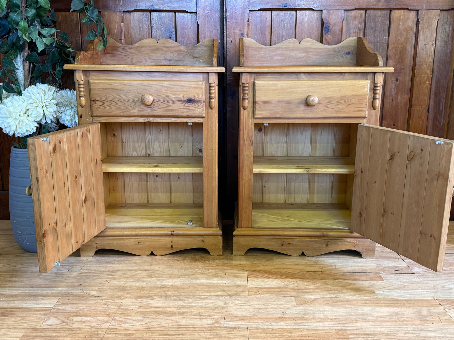 Pair Rustic Farmhouse Pine Bedside Cabinets \ Lamp Side Tables Cupboards