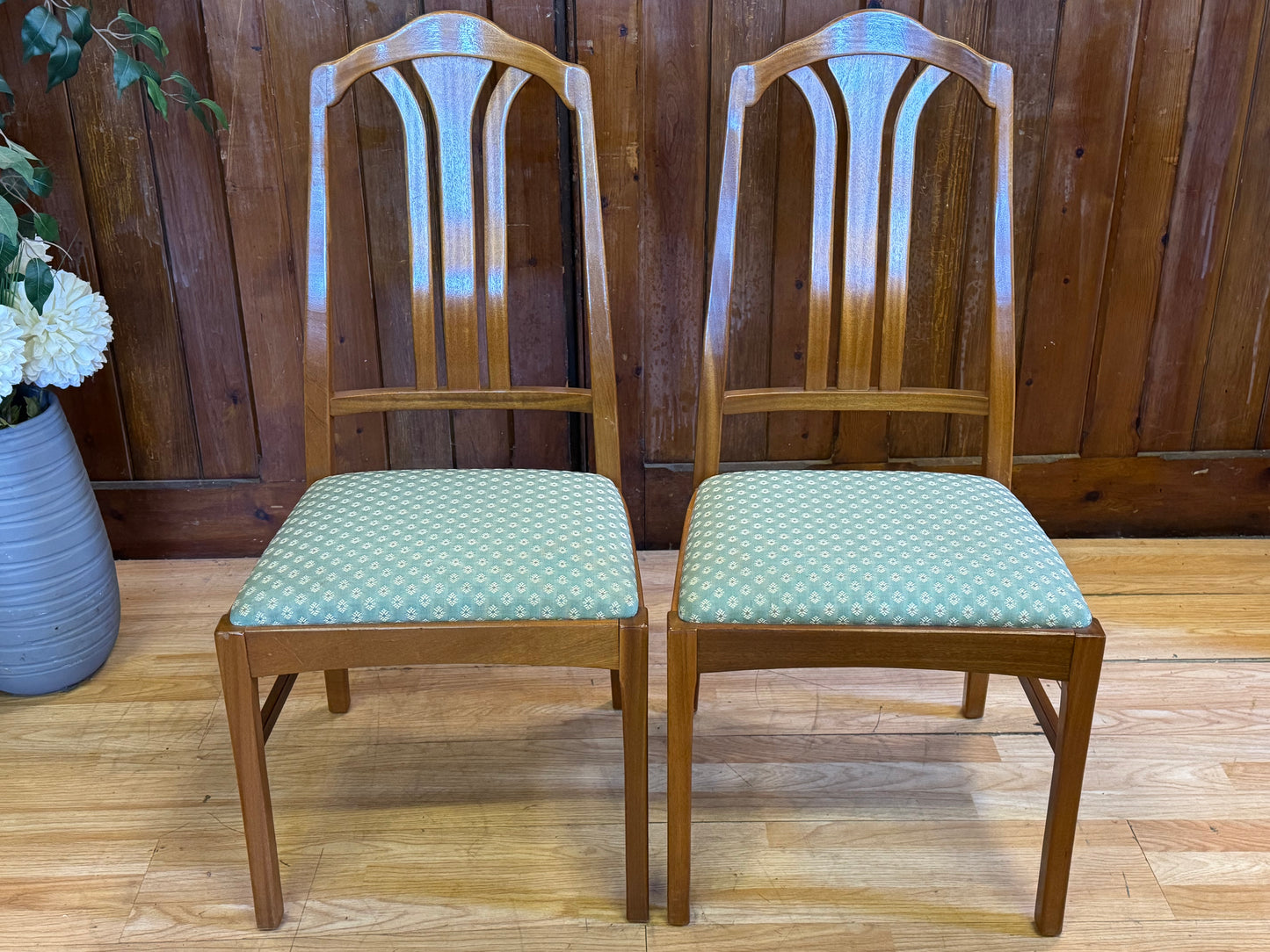 Lovely Set Teak Dining Chairs by Parker Knoll \ Mid Century Kitchen Chairs