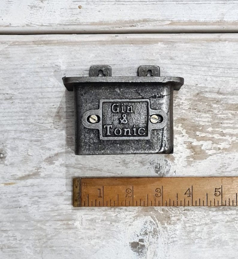 GIN & TONIC \ Cast Iron Wall Mounted Bottle Cap Catcher \ Vintage Style Home Bar