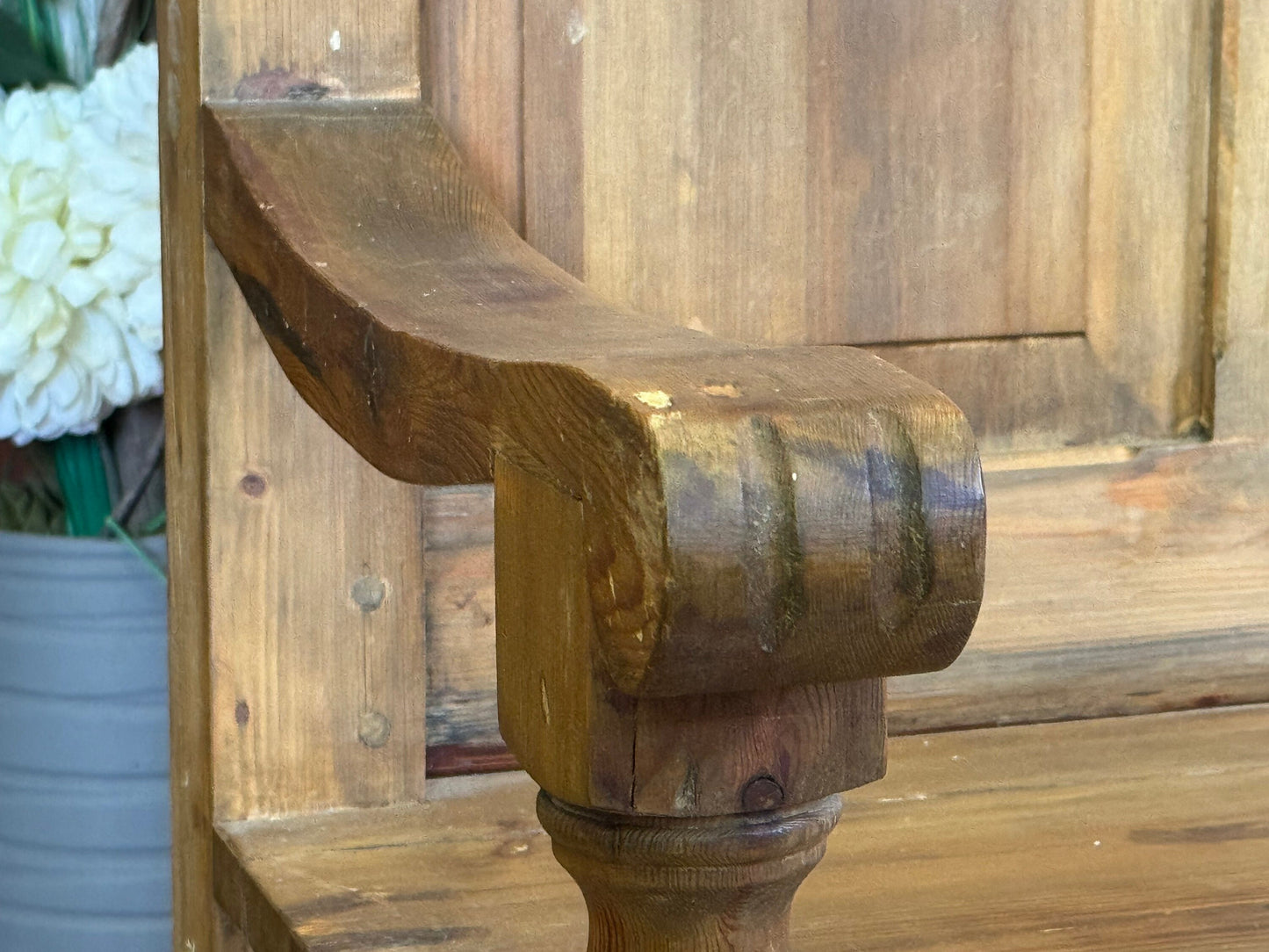 Rustic High Back Panelled Bench \ Vintage Farmhouse Pine Mudroom Seat \ Dining Bench