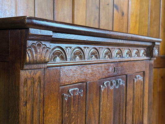 Vintage Dark Oak Drinks Cabinet \ Tudor Style Carved Oak Cupboard