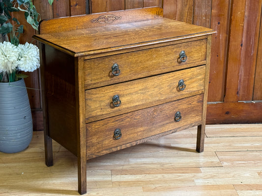 Vintage Oak Low Chest of Drawers \ Small Arts and Crafts Sideboard Draws